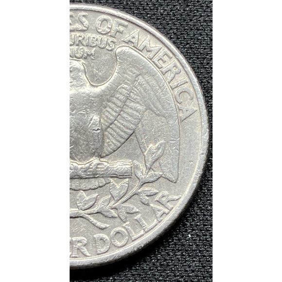 1979 Quarter No Mint Mark Error & Special Corrosion/Strike Error - Picture 7 of 16